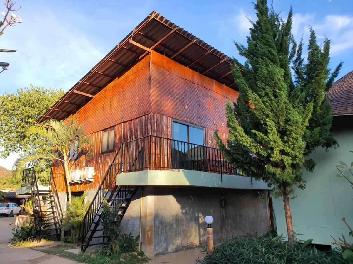 Pai Nai Fun Hotel Luaran gambar