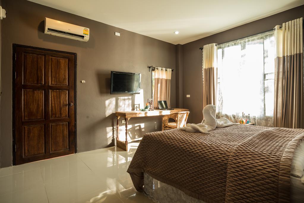 Pai Nai Fun Hotel Luaran gambar