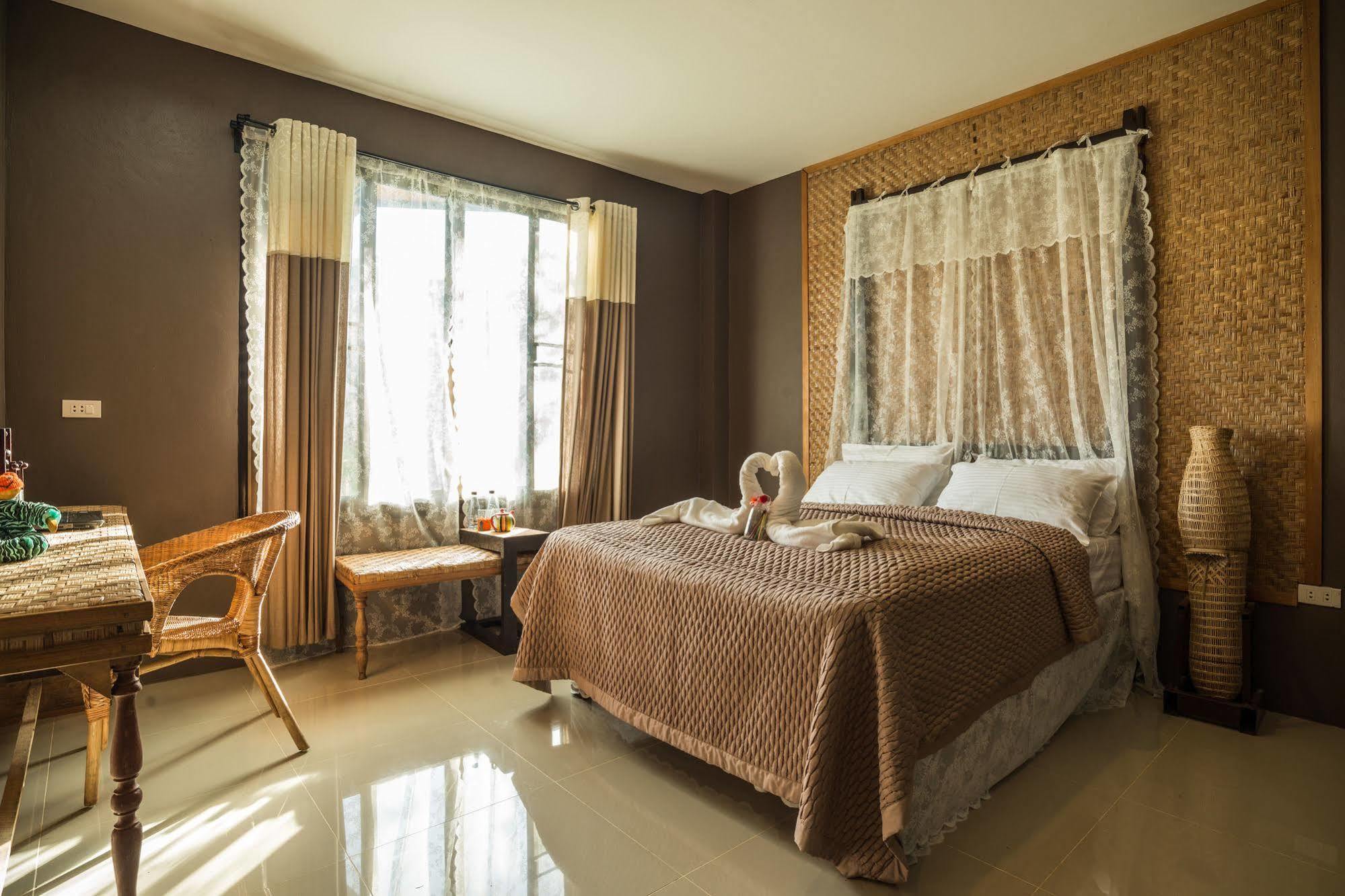 Pai Nai Fun Hotel Luaran gambar